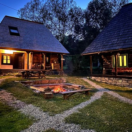 The Village Pension Breb Екстериор снимка