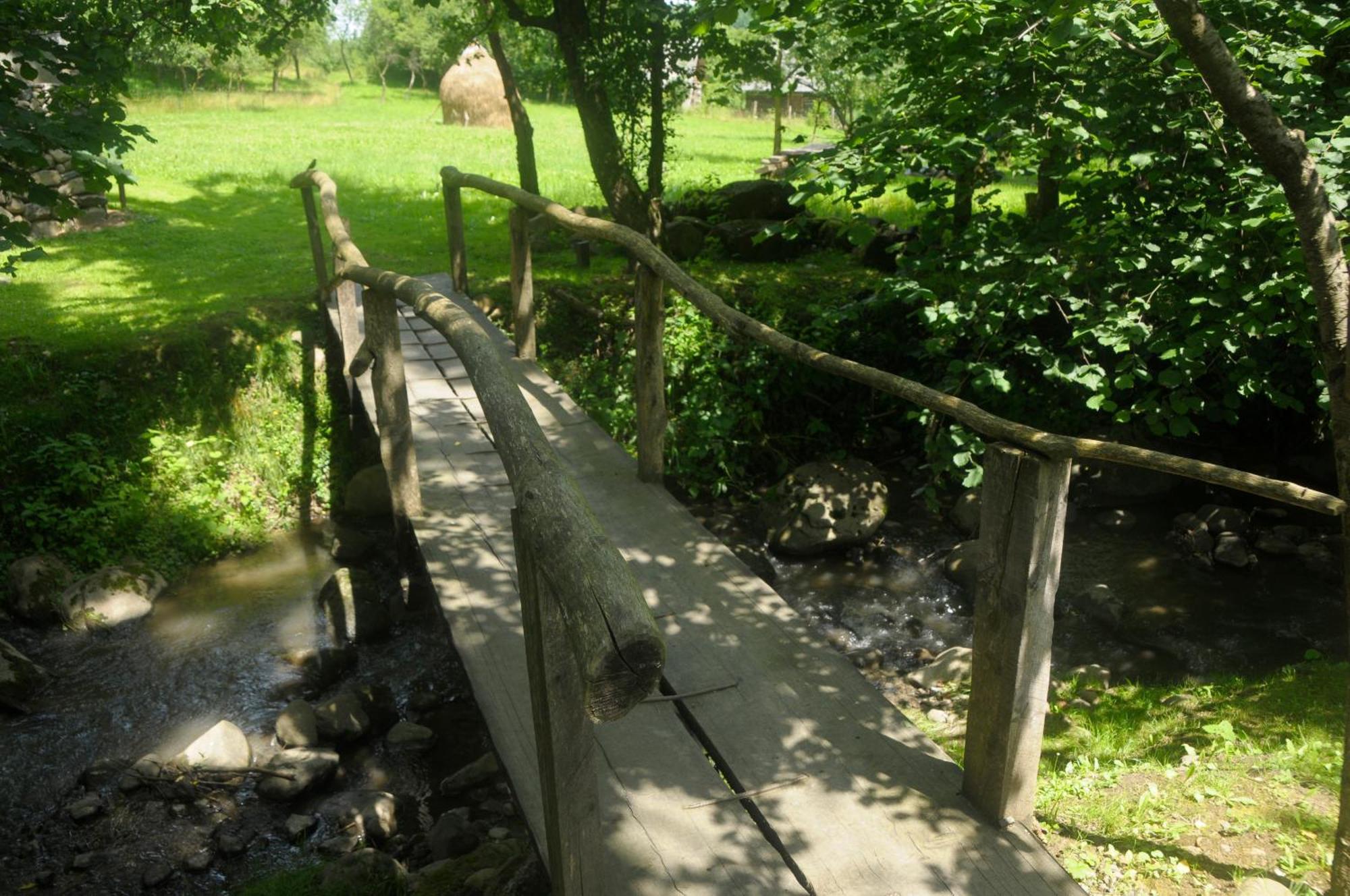 The Village Pension Breb Екстериор снимка