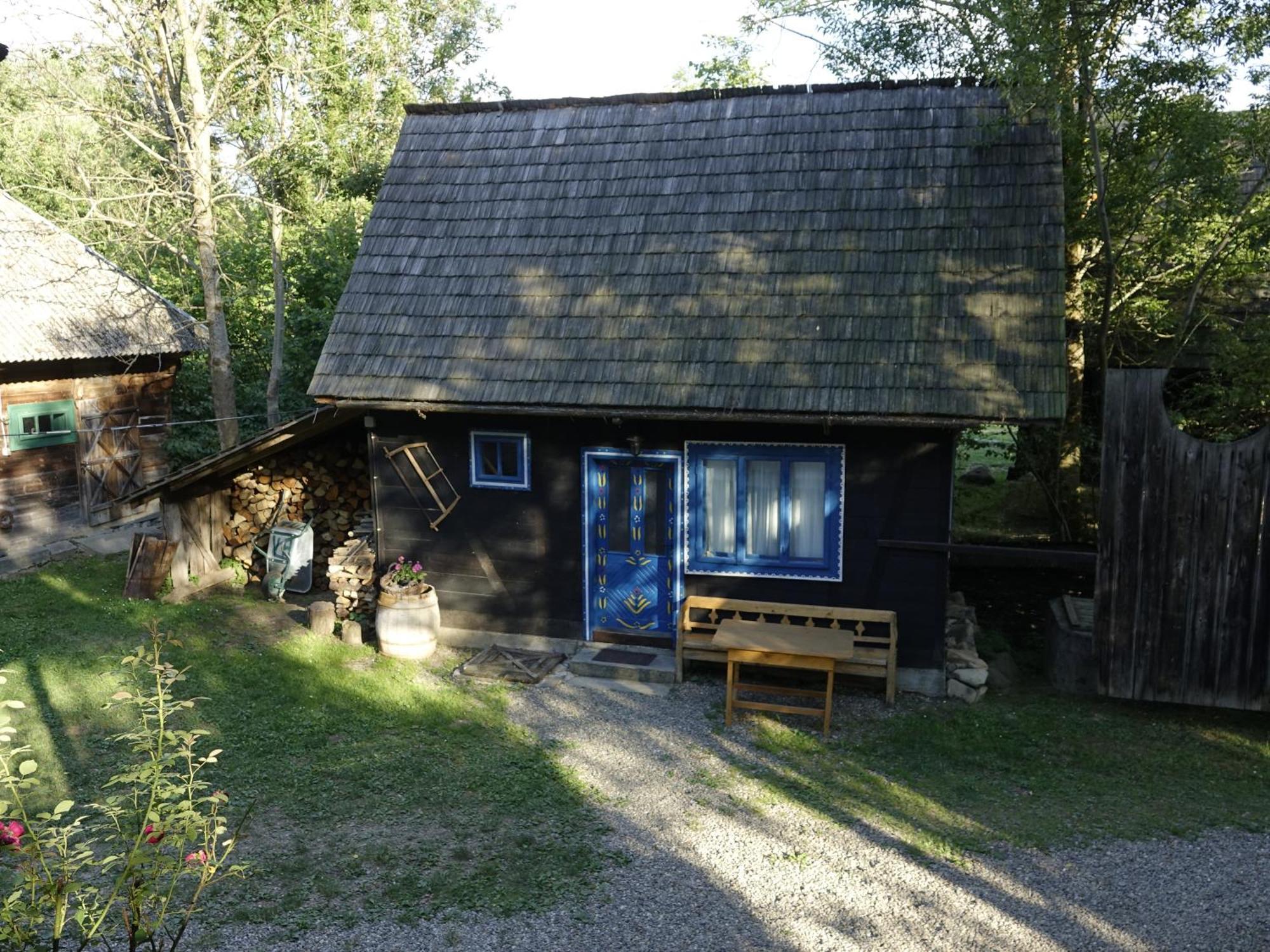 The Village Pension Breb Екстериор снимка