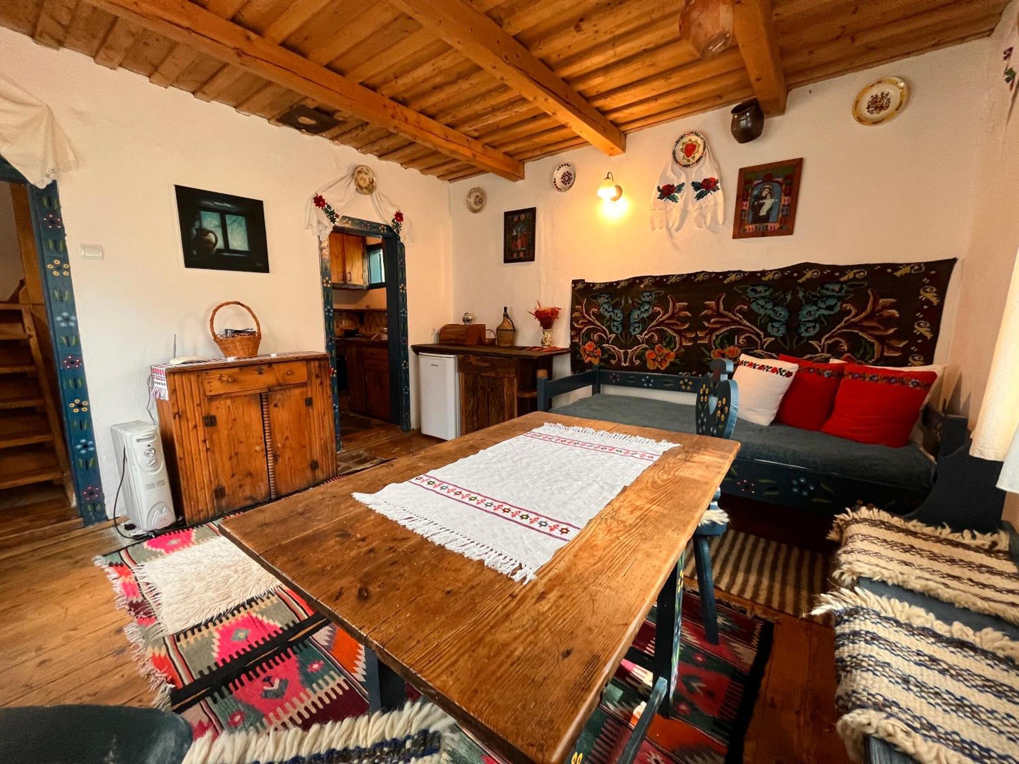 The Village Pension Breb Екстериор снимка