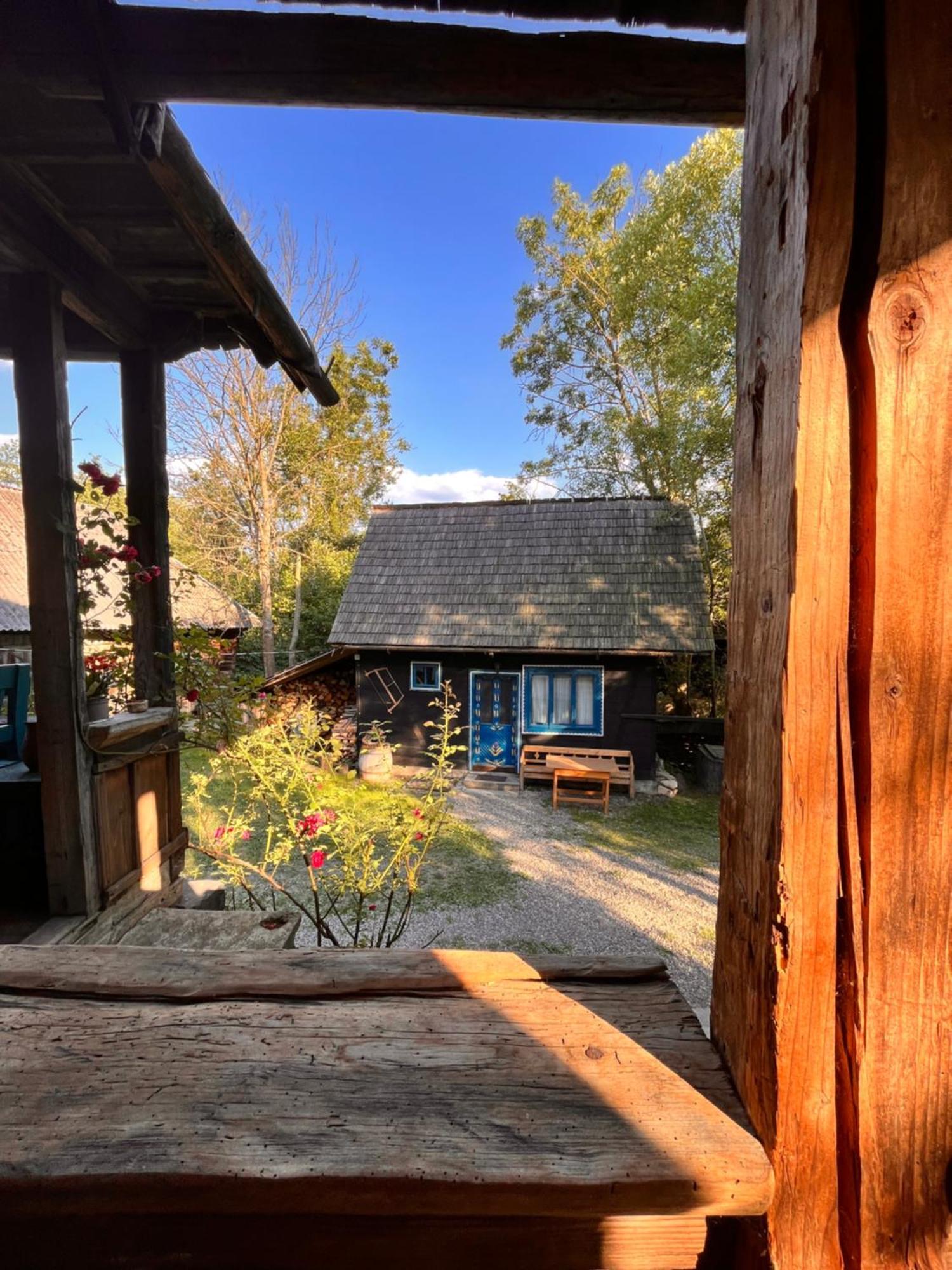 The Village Pension Breb Екстериор снимка